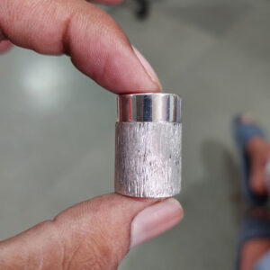 1.05 inches round dibbi