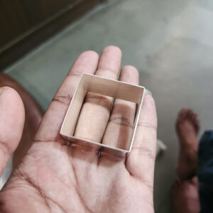 1.5 by 1.5 by 1 inches square nepking ring