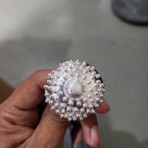 1.5 inches round flower kali
